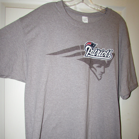 New England Patriots NFL Team Apparel Tee T-Shirt - Picture 3 of 8